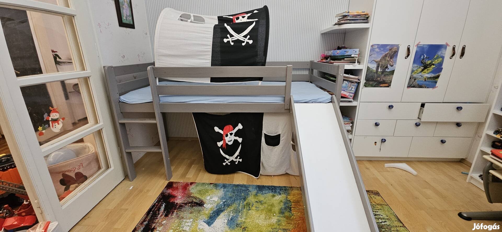 Csúszdás gyerekágy