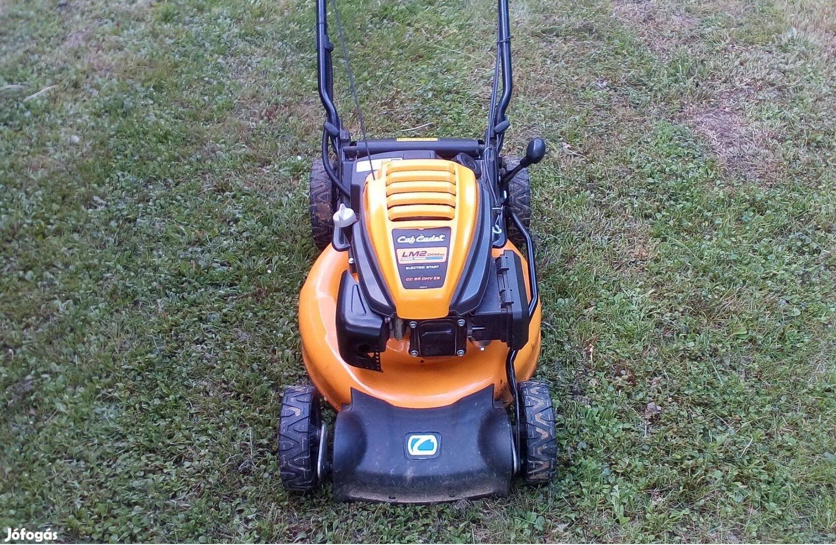 Cub Cadet állítható sebességű önjárós , önindítós fűnyíró