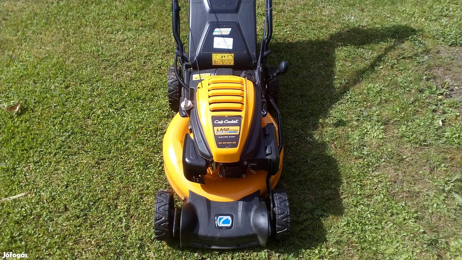 Cub Cadet allítható sebességű önjárós , önindítós fűnyíró