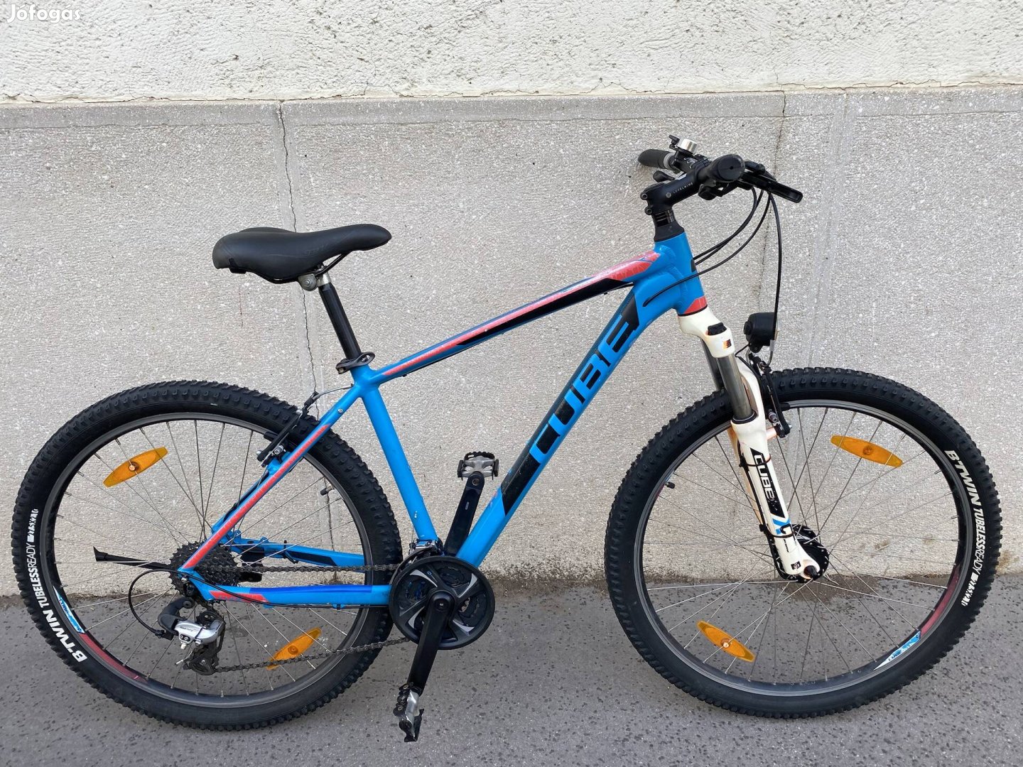 Cube 27,5-es,Agydinamos Alu mtb,Műszakilag makulátlan,olcson!