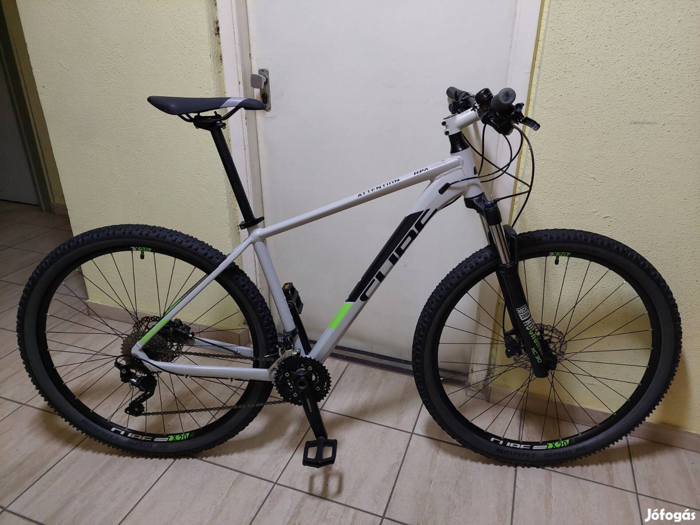 Cube Attention HPA újszerű 29er, Shimano XT 3x10, Rock Shox , L méret