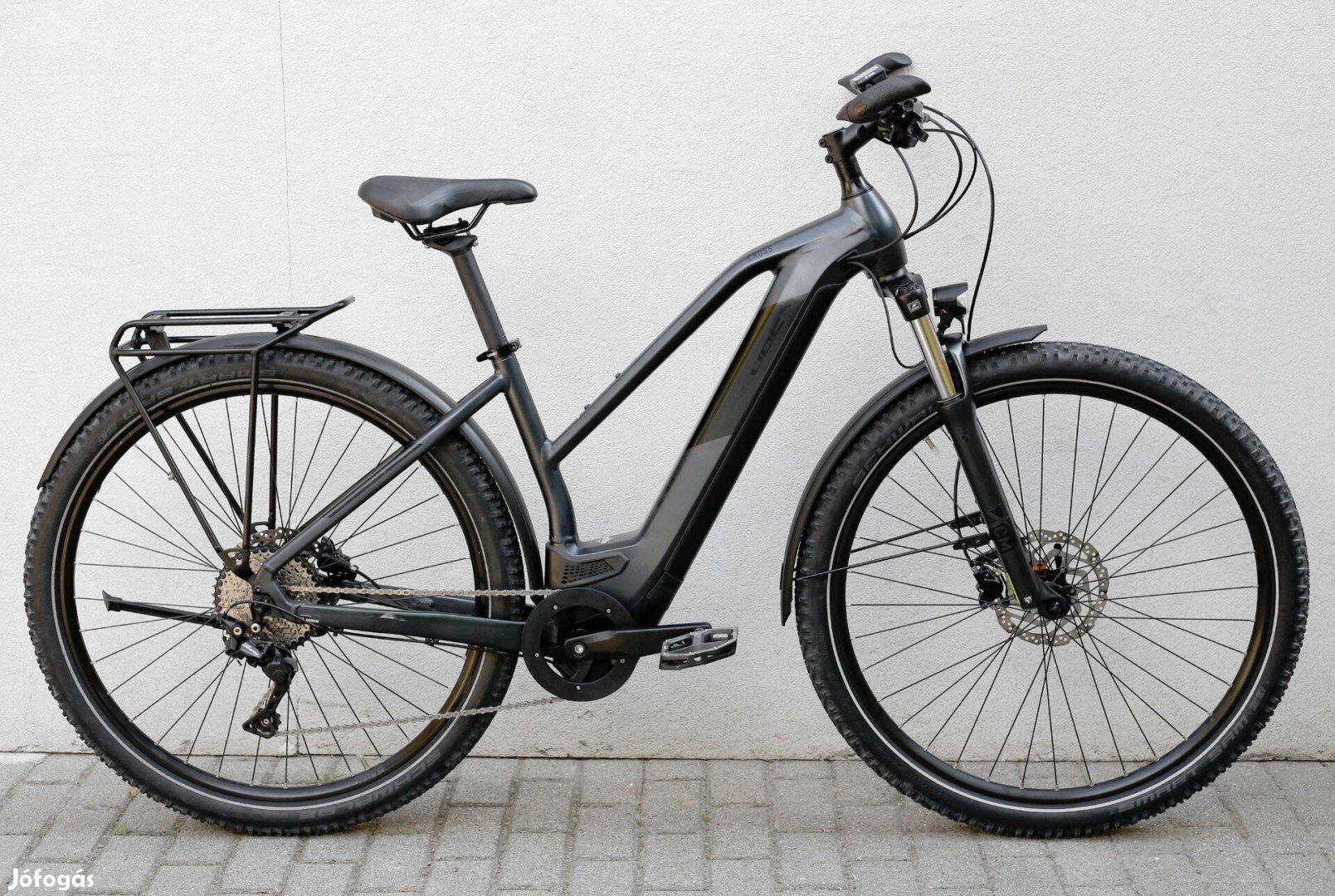 Cube Cross Hybrid Pro 625 Allroad 28" ebike kerékpár, CX 625Wh (XS)