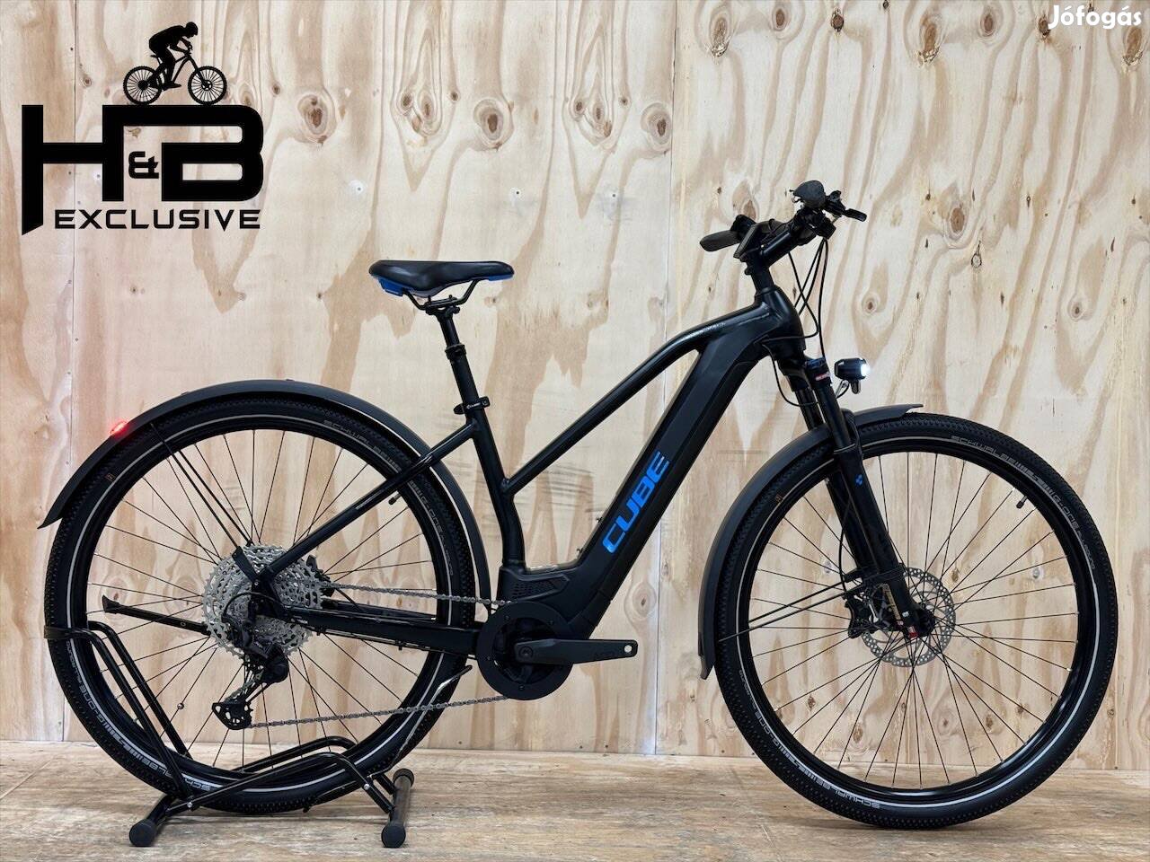 Cube Cross Hybrid Race 625 Allroad elektromos kerékpár Shimano XT 2021