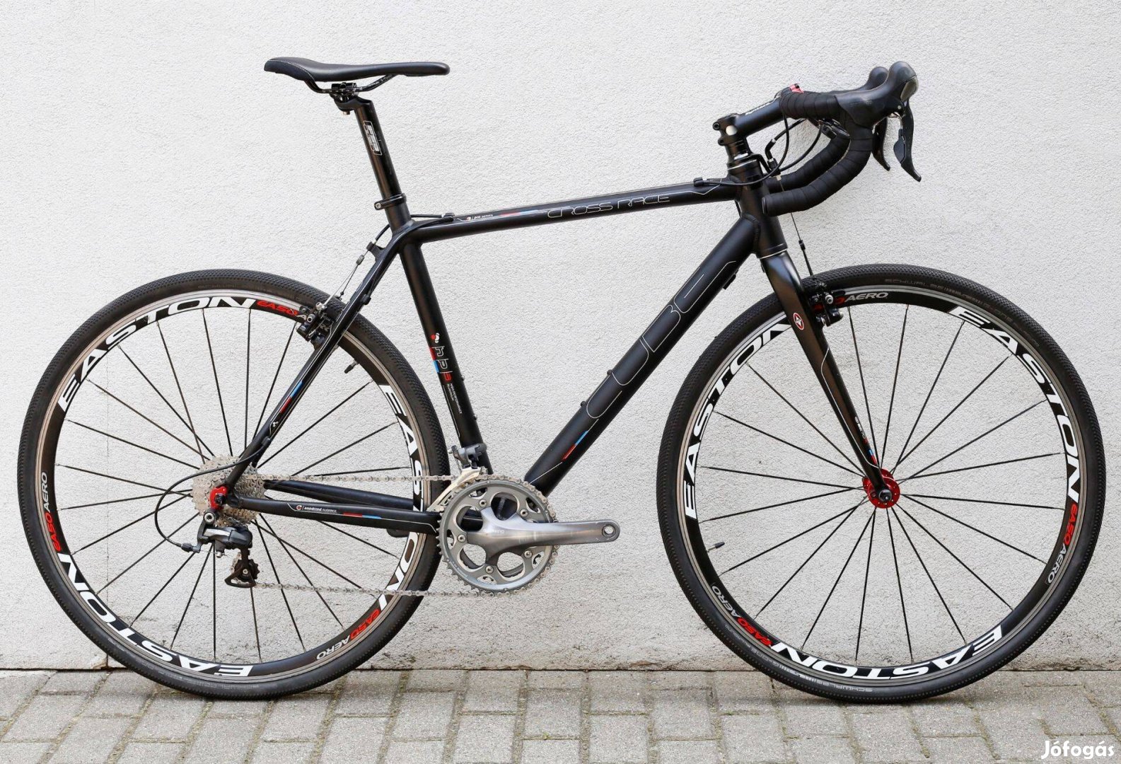 Cube Cross Race Pro 28" jó állapotú alu Cyclocross kerékpár (56 cm)