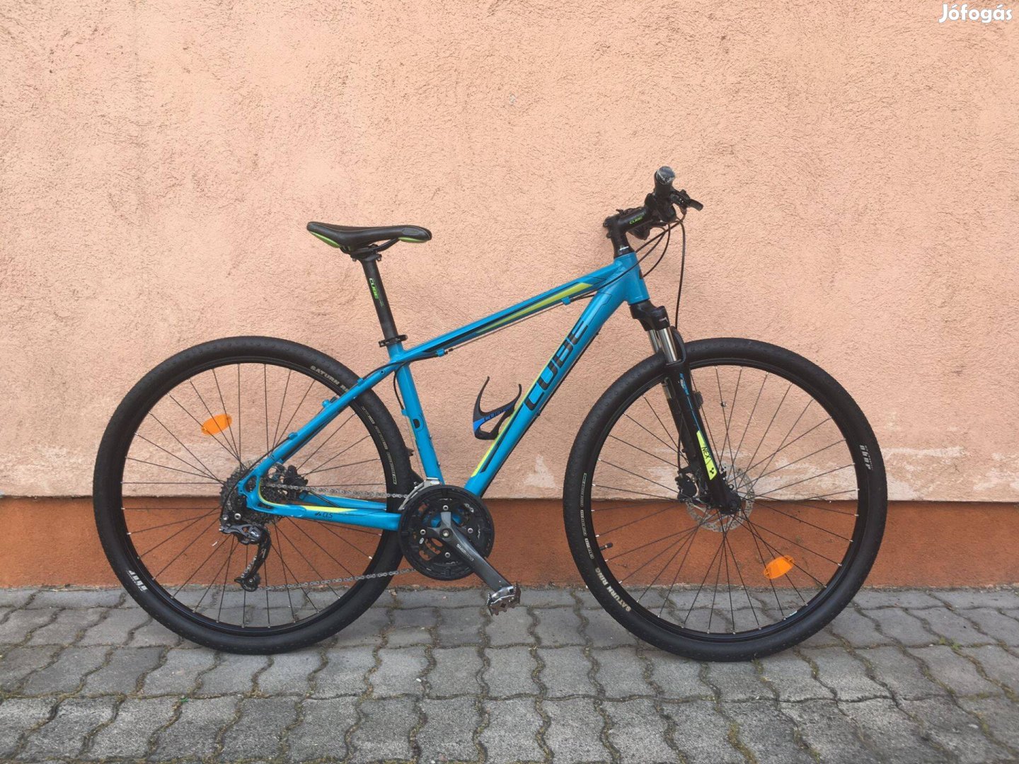 Cube Curve Pro Crosstrekking Kerékpár Használt