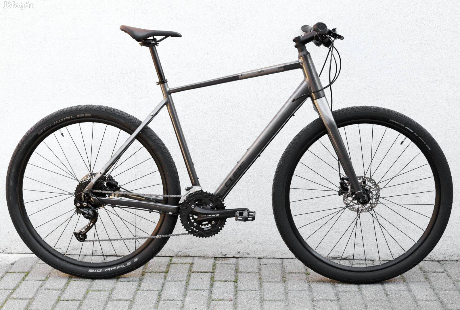 Cube Hyde 28" újszerű, bemutató alu Fitness kerékpár (L)