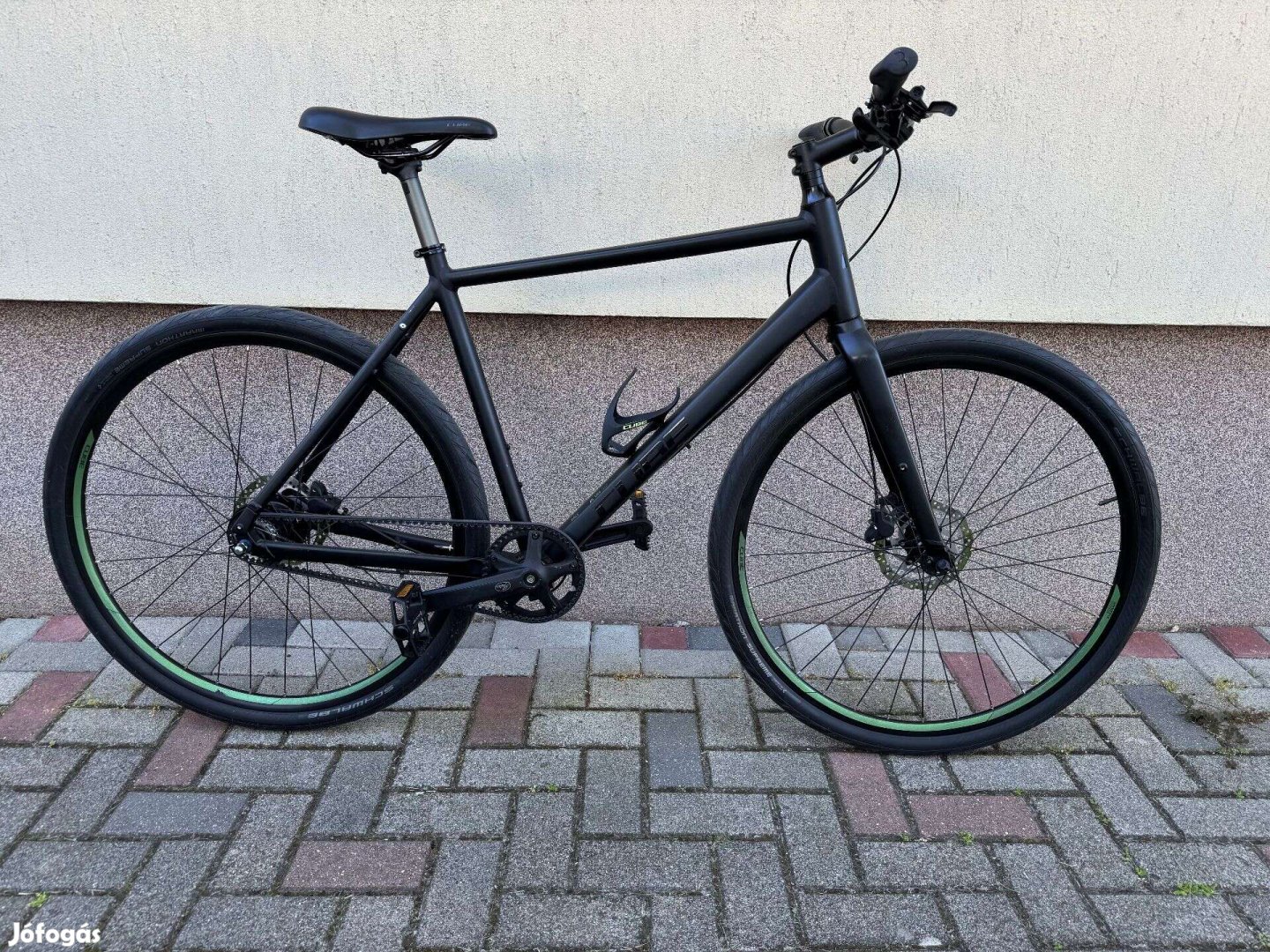 Cube Hyde Race kerékpár