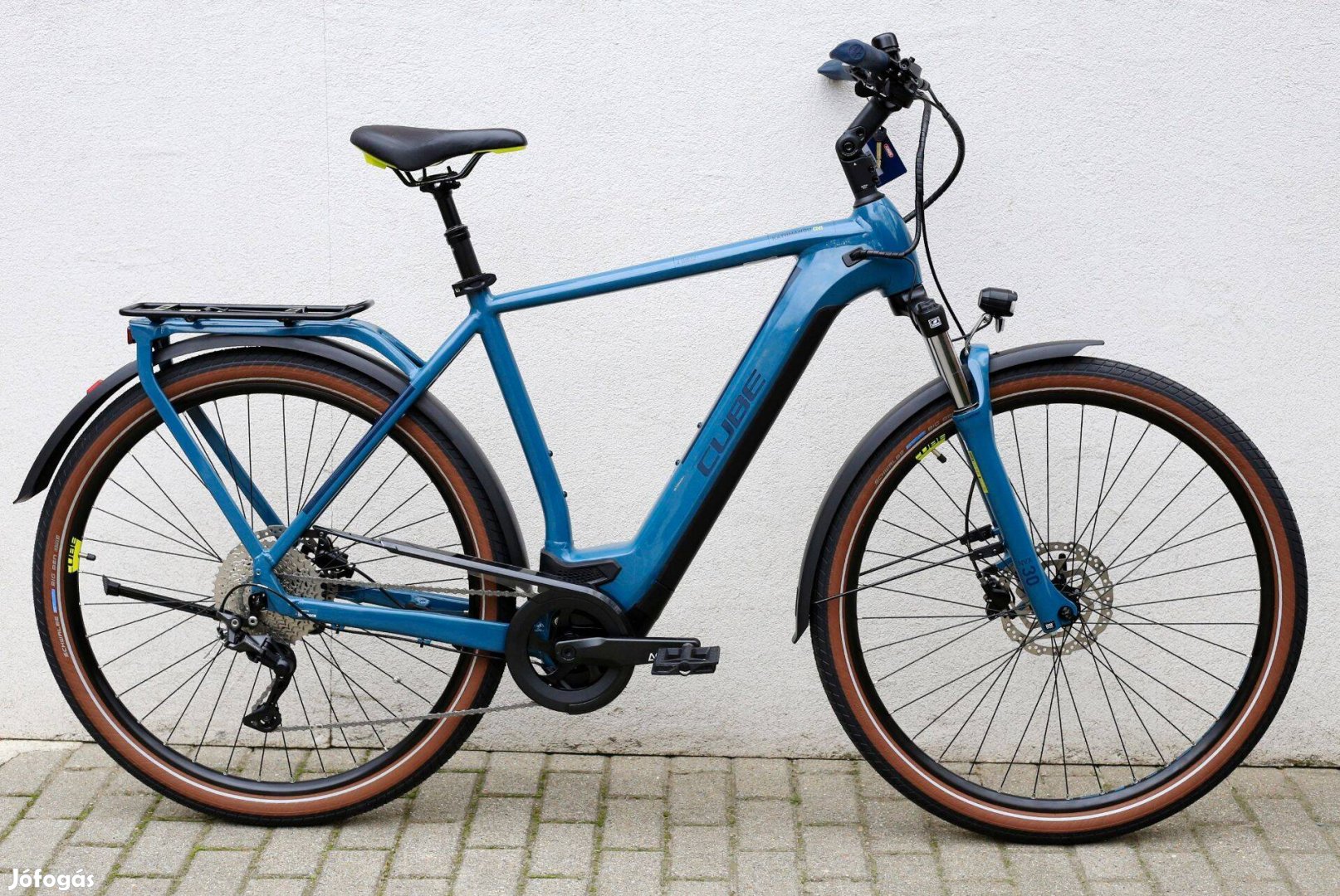 Cube Kathmandu Hybrid One 625 28" ebike kerékpár, bemutató darab, 0 km