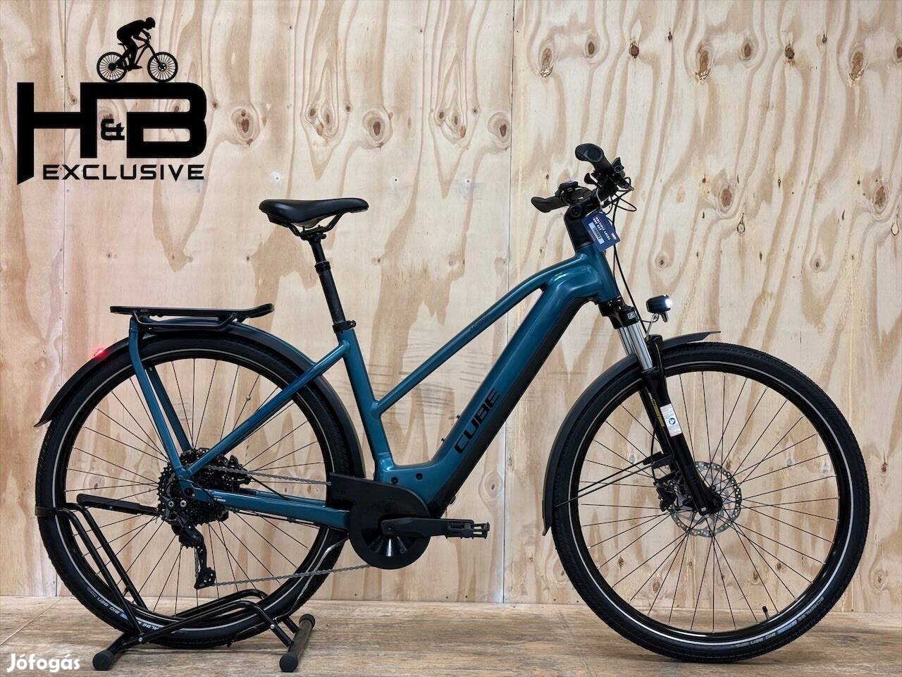 Cube Kathmandu Hybrid One 625 elektromos kerékpár Shimano Deore 2024