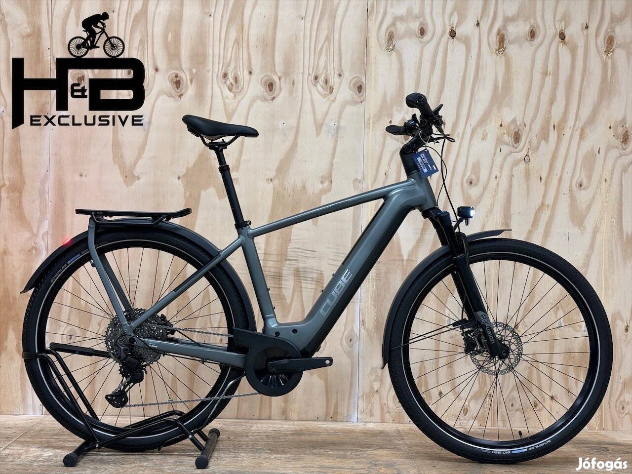 Cube Kathmandu Hybrid Pro 750 elektromos kerékpár XT 2024
