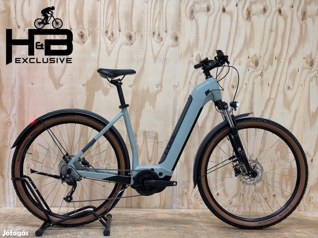 Cube Nuride Hybrid Performance 625 Allroad elektromos kerékpár Shimano