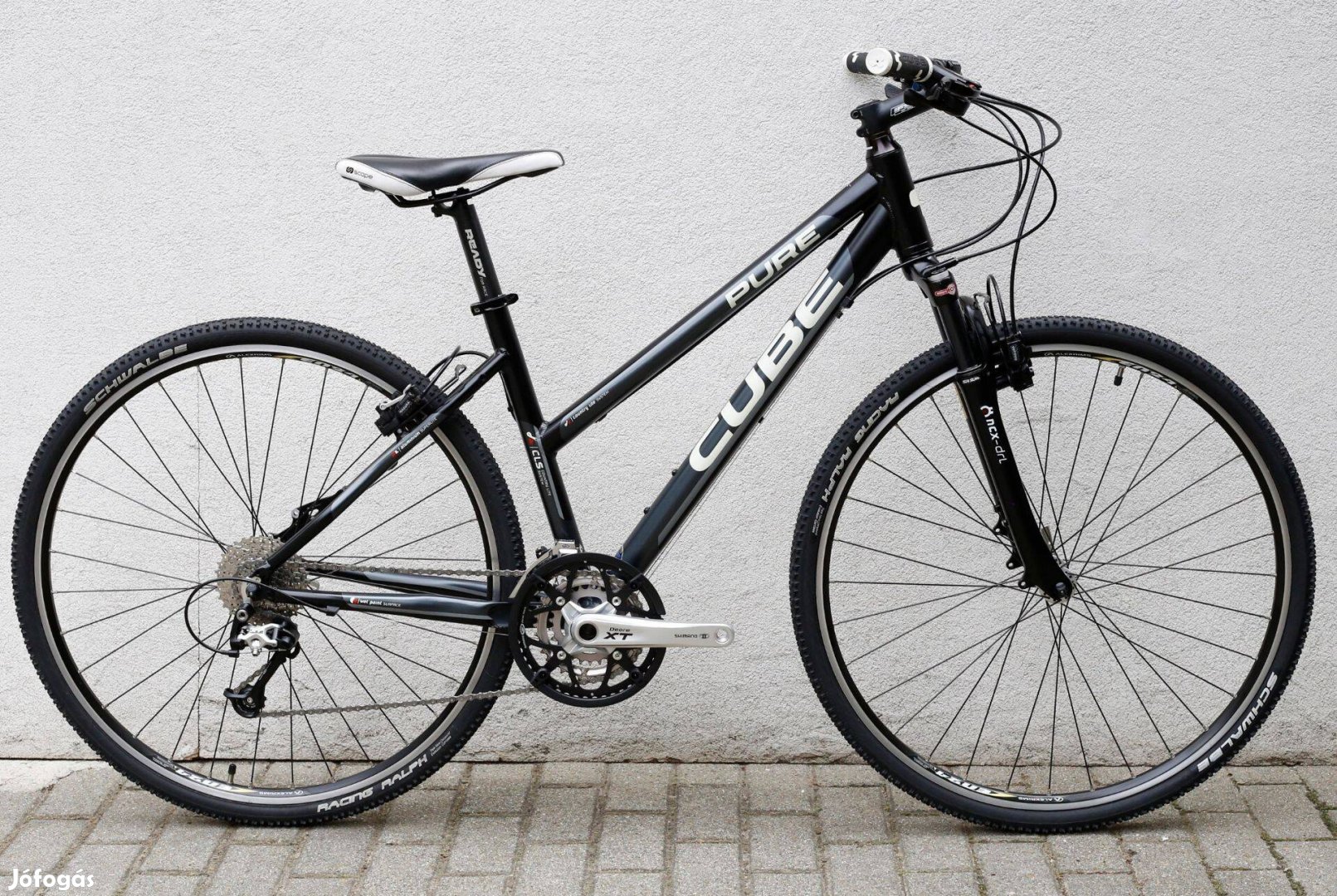 Cube Pure 28" jó állapotú alu Cross-Trekking kerékpár (XS)