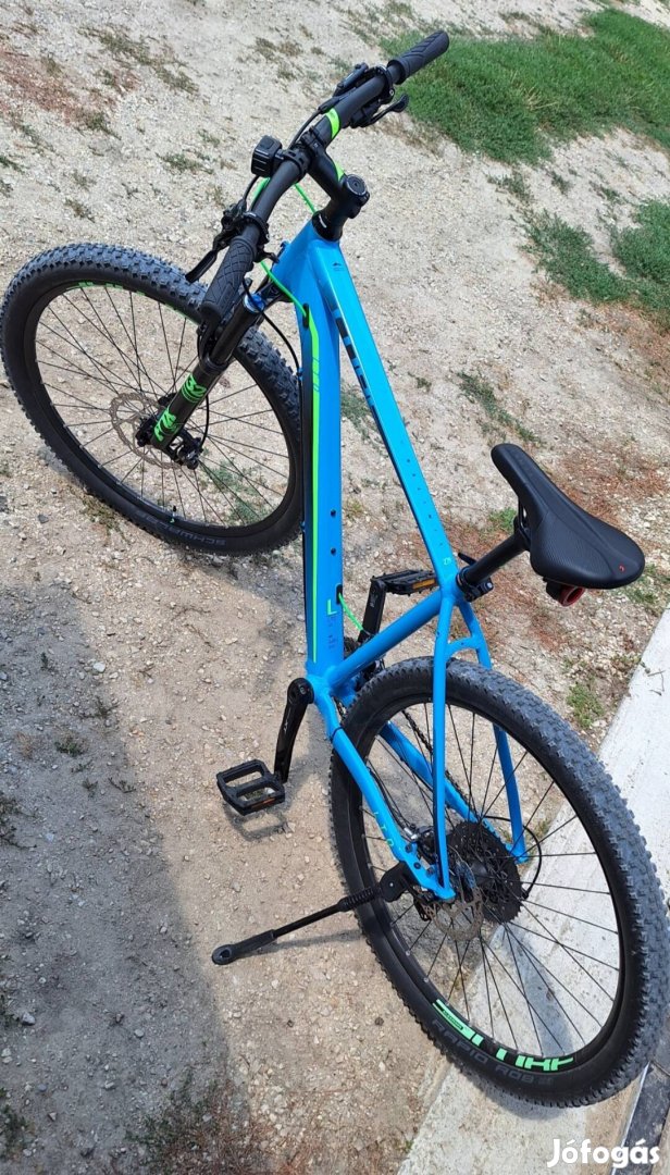 Cube Race Ltd 27,5 méret M