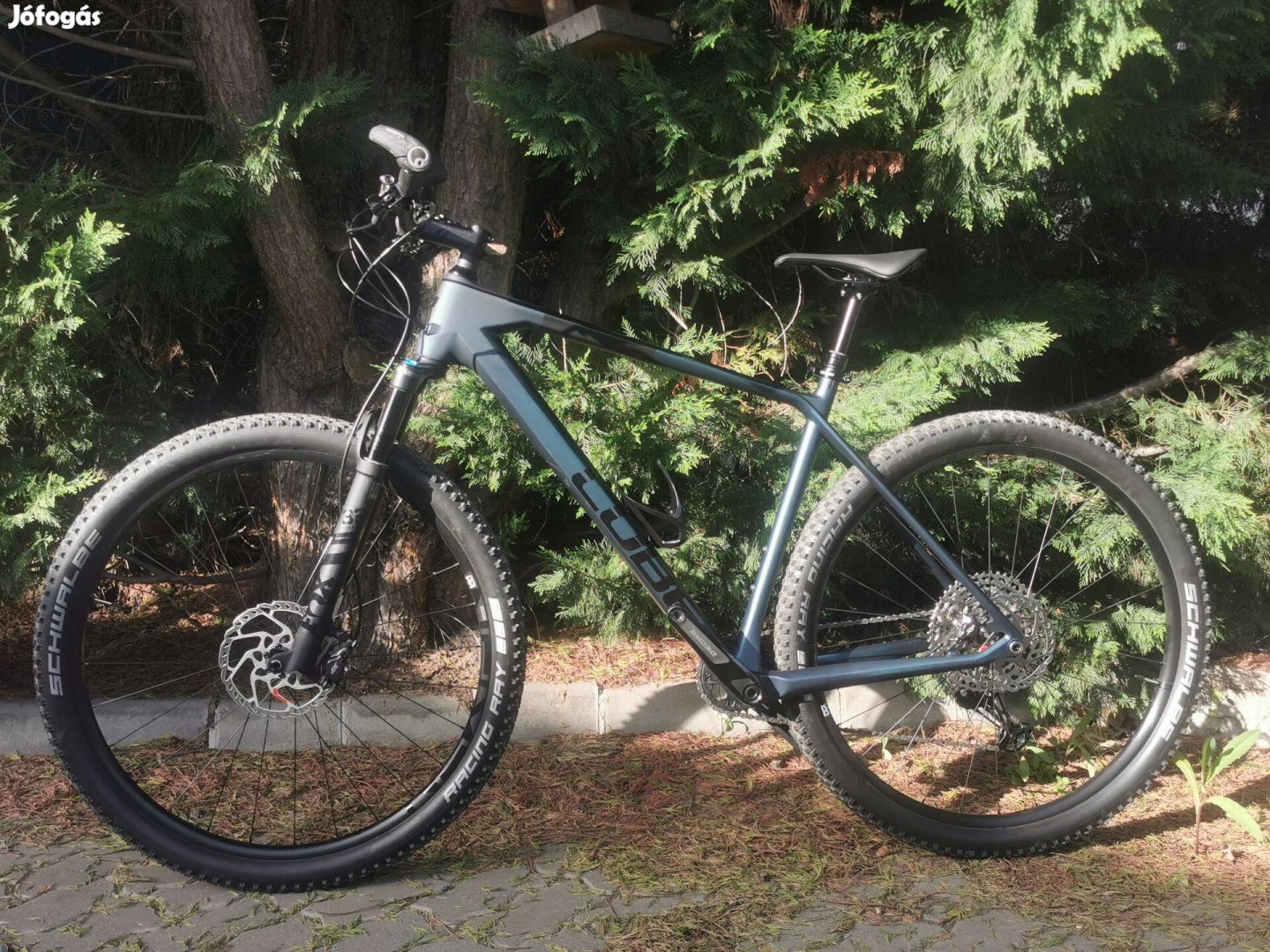 Cube Reaction C:62 Race XL méret