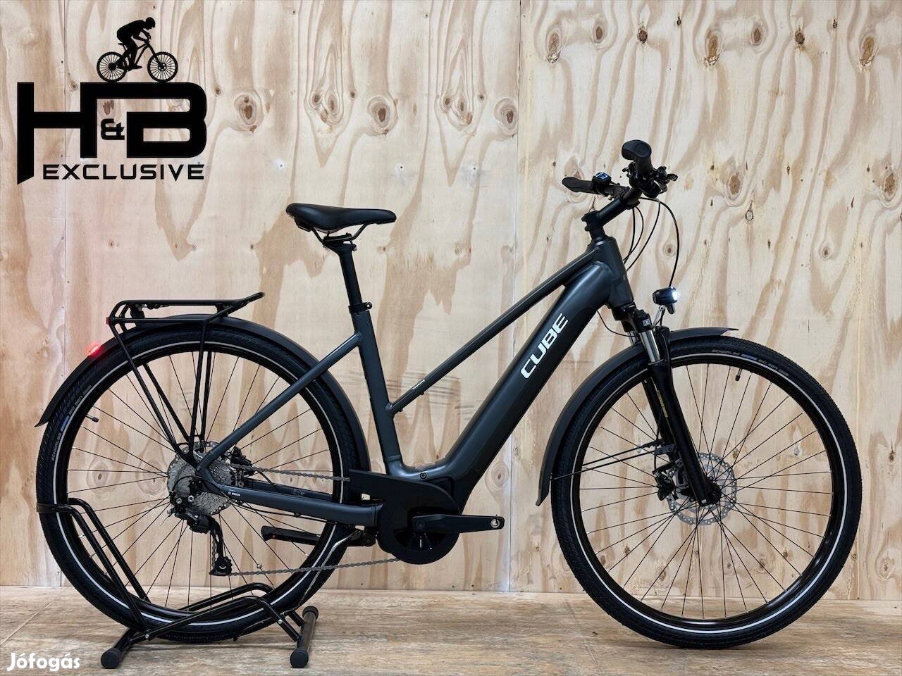 Cube Touring Hybrid One 500 elektromos kerékpár Shimano 2024