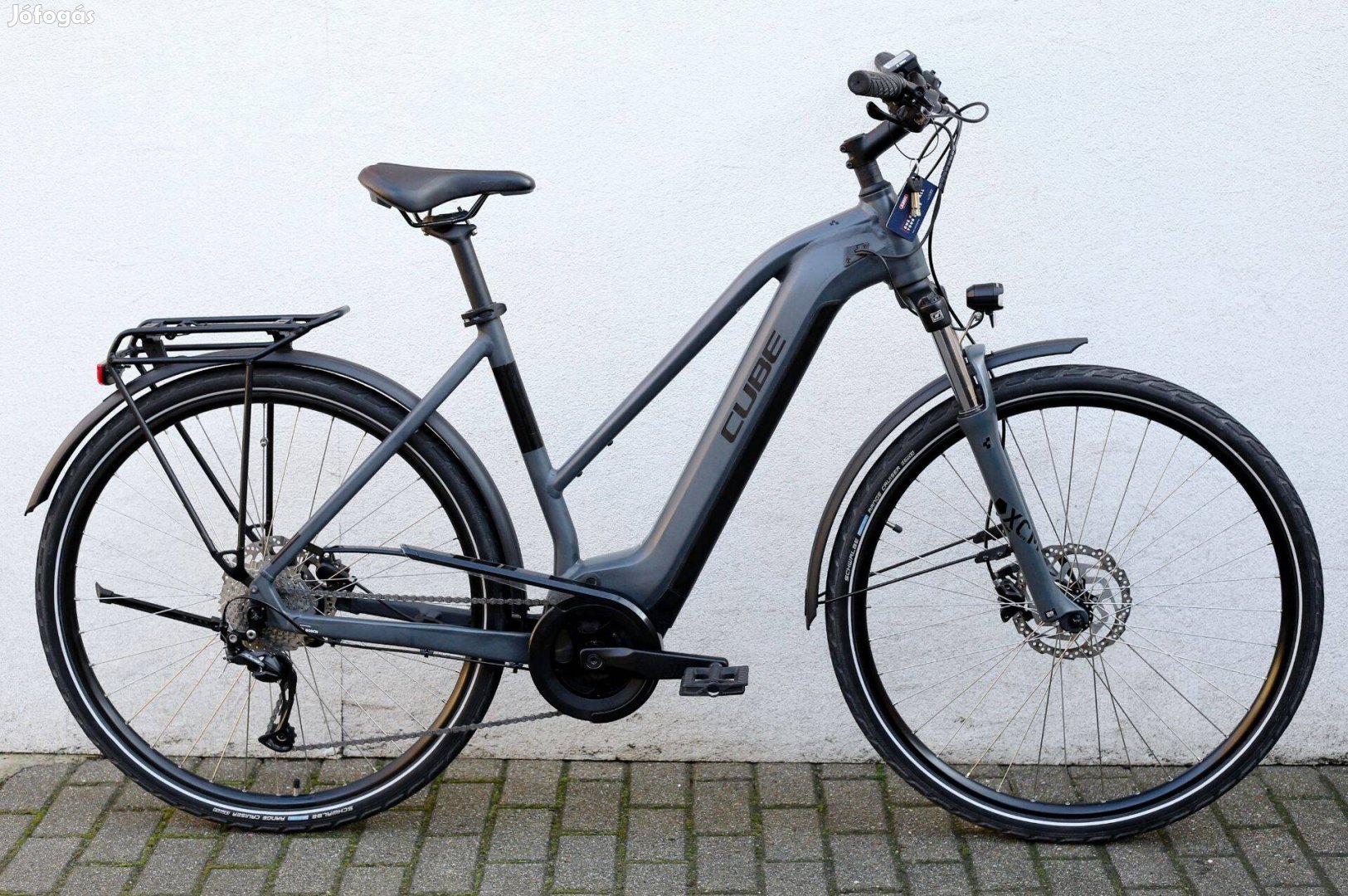 Cube Touring Hybrid One 625 28" újszerű trekking ebike kerékpár (M)