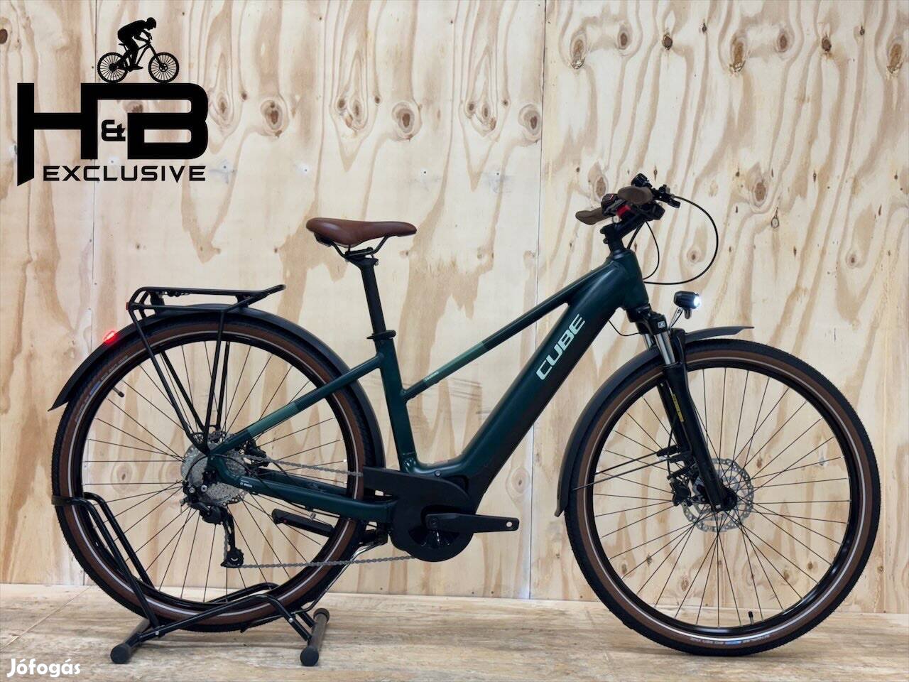 Cube Touring Hybrid One 625 28 hüvelykes elektromos kerékpár Shimano