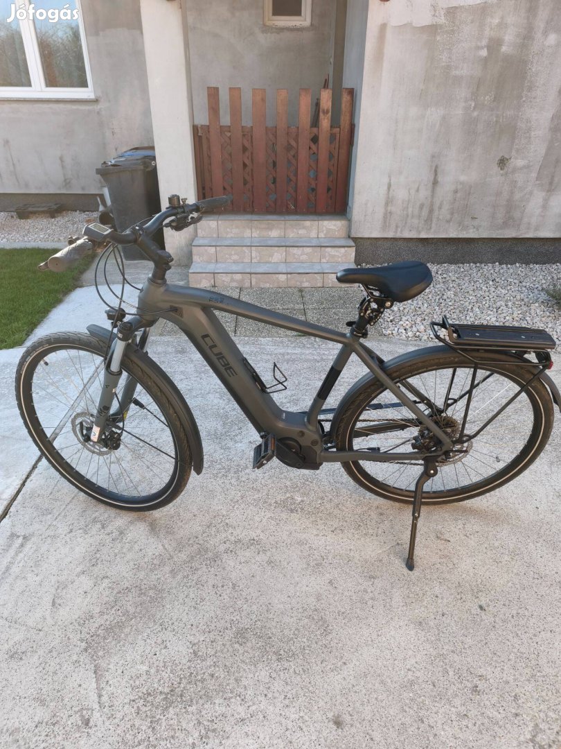 Cube Touring Hybrid One 625 e-bike