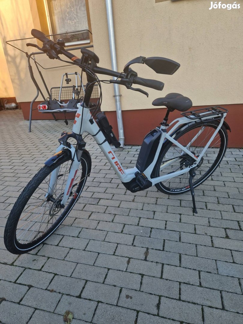 Cube Touring Pedelec Ebike elektromos