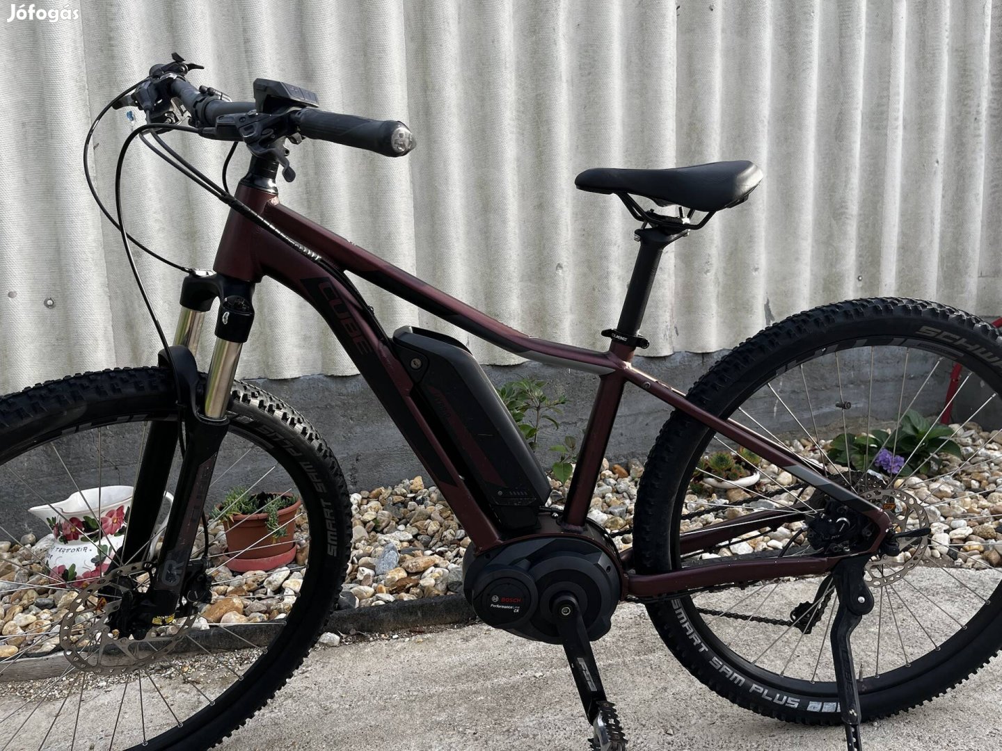 Cube elektromos MTB