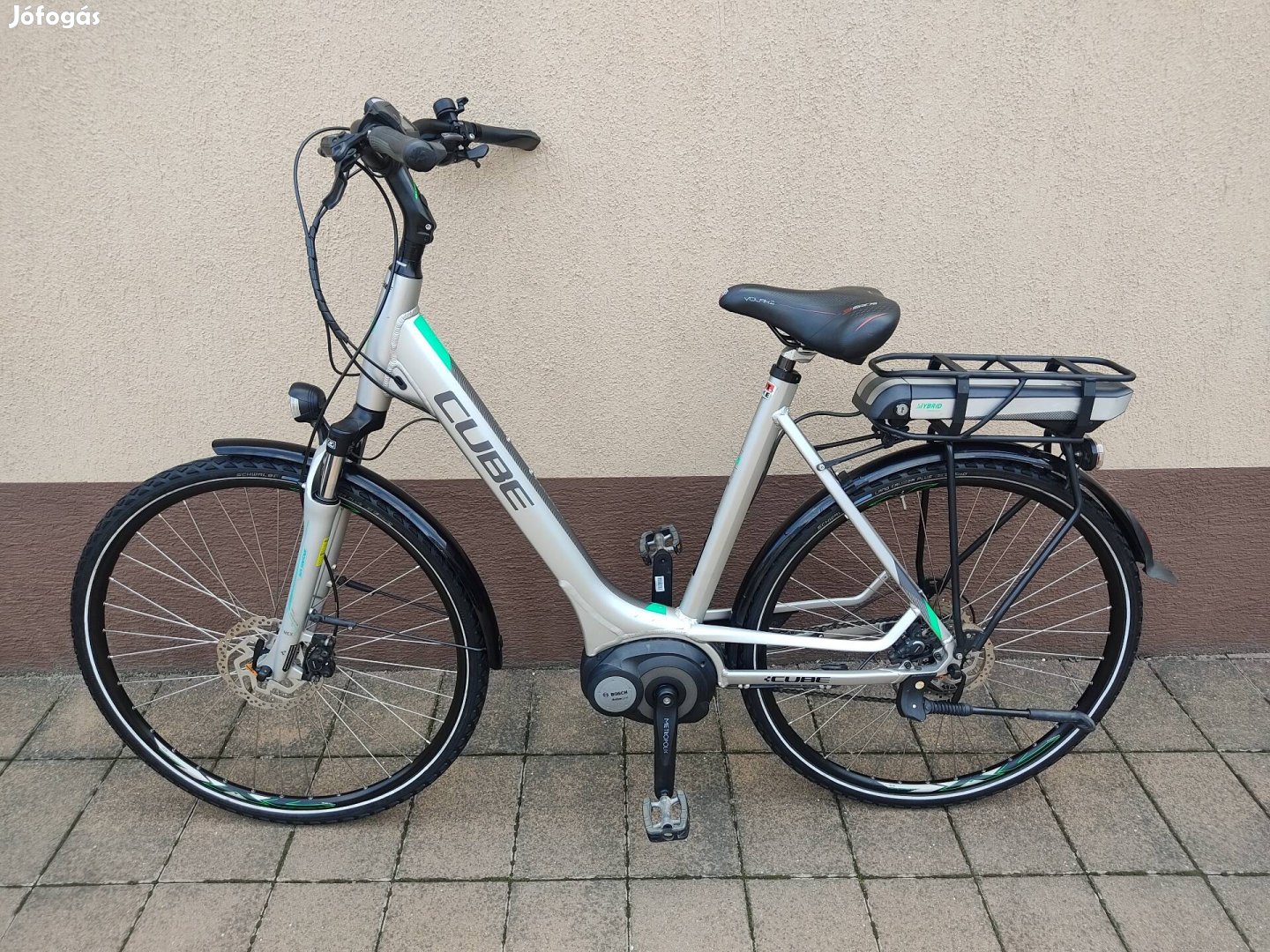 Cube touring 28as női bosch motoros ebike kerékpár 