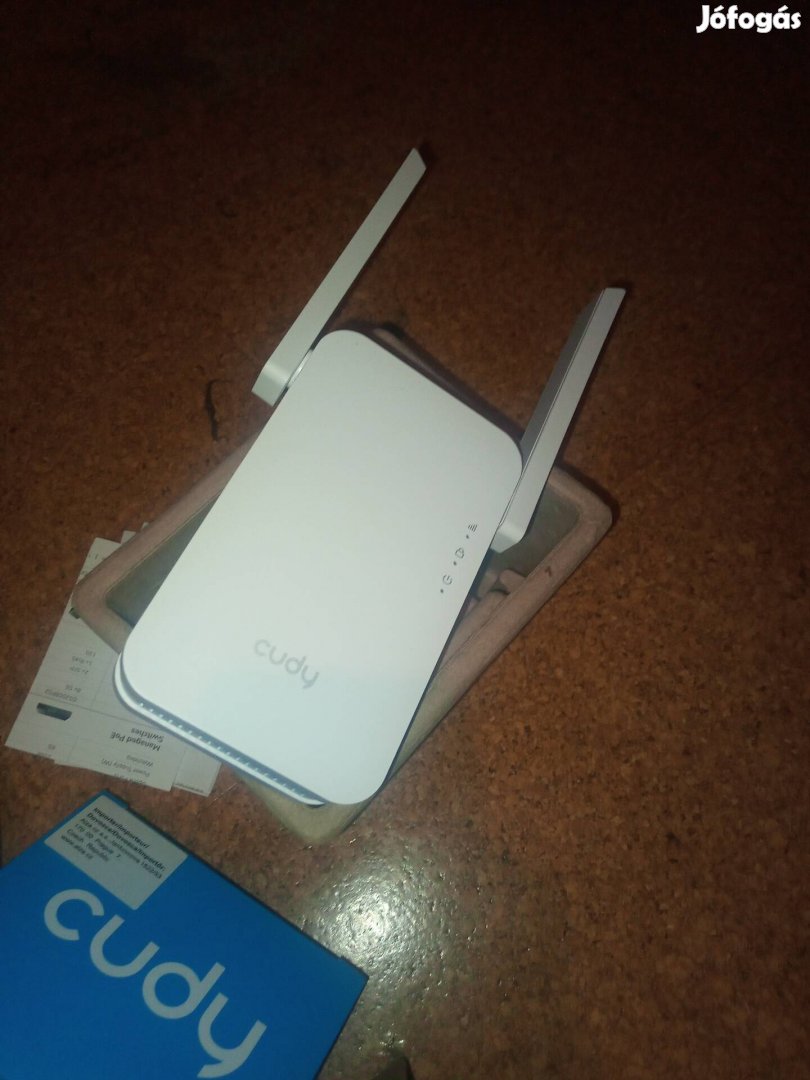 Cudy RE1200 wifi extender 