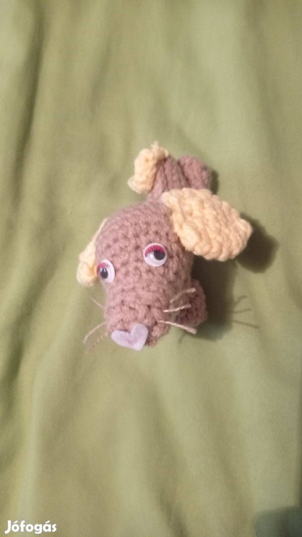 Cuki tacsi amigurumi figura