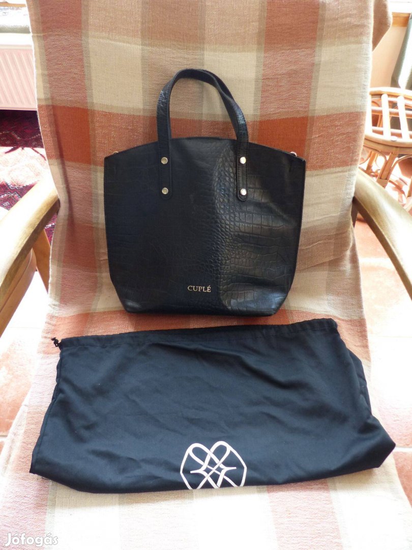 Cuplé spanyol bőrtáska