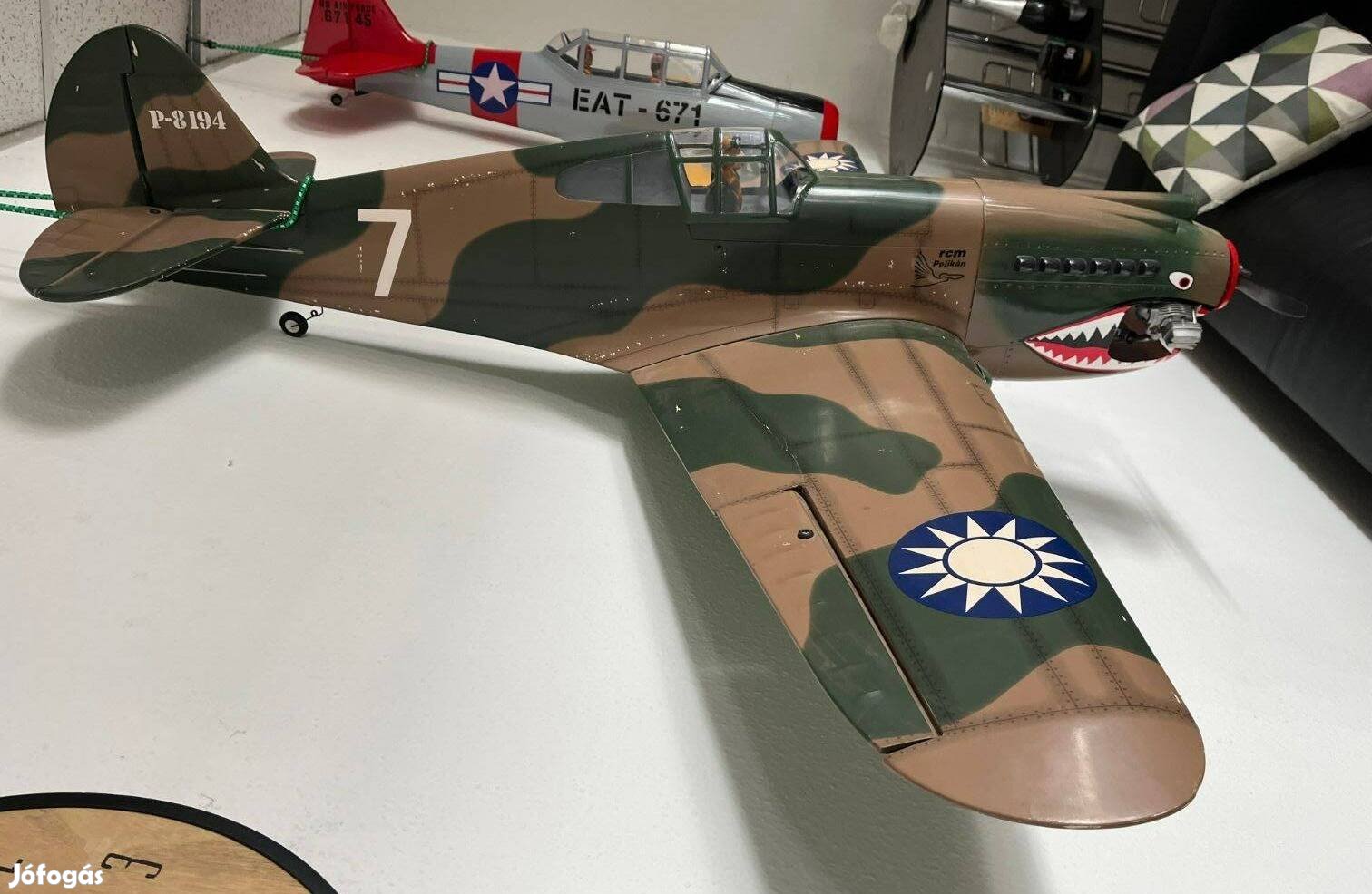 Curtis P-40C Warhowk RC modell (165cm)