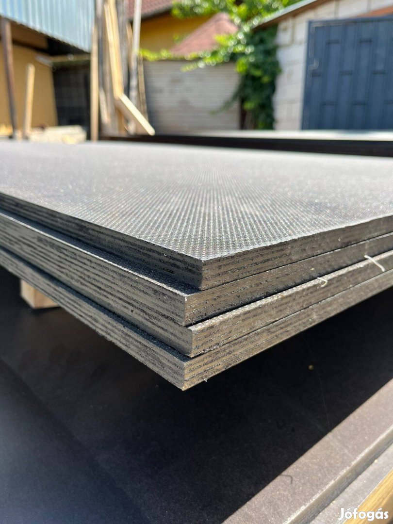 Cúszásmentes rétegelt lemez, platólemez 15x1250x2500mm