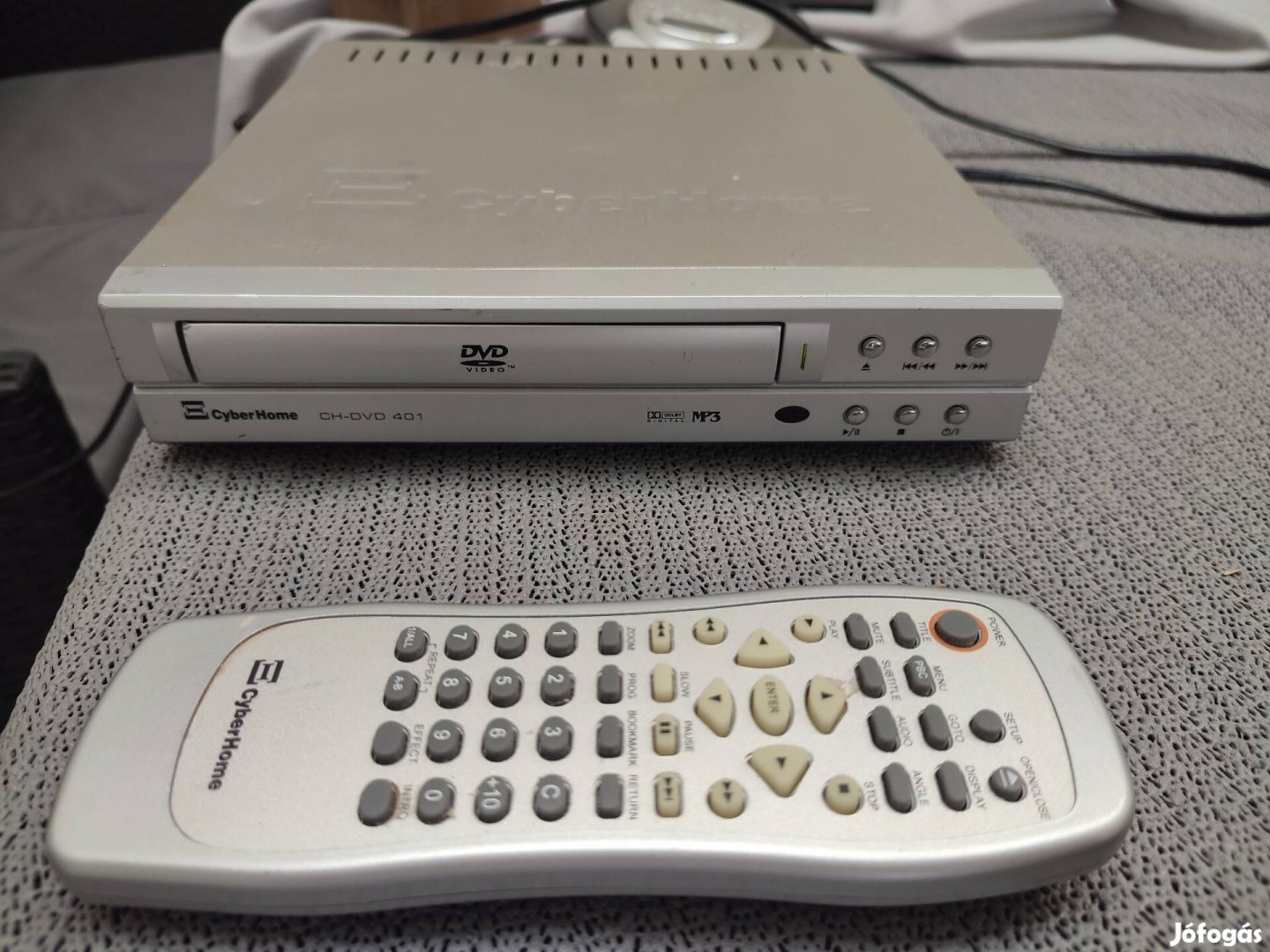 Cyber Home DVD lejátszó távirányítóval jó állapotban 
