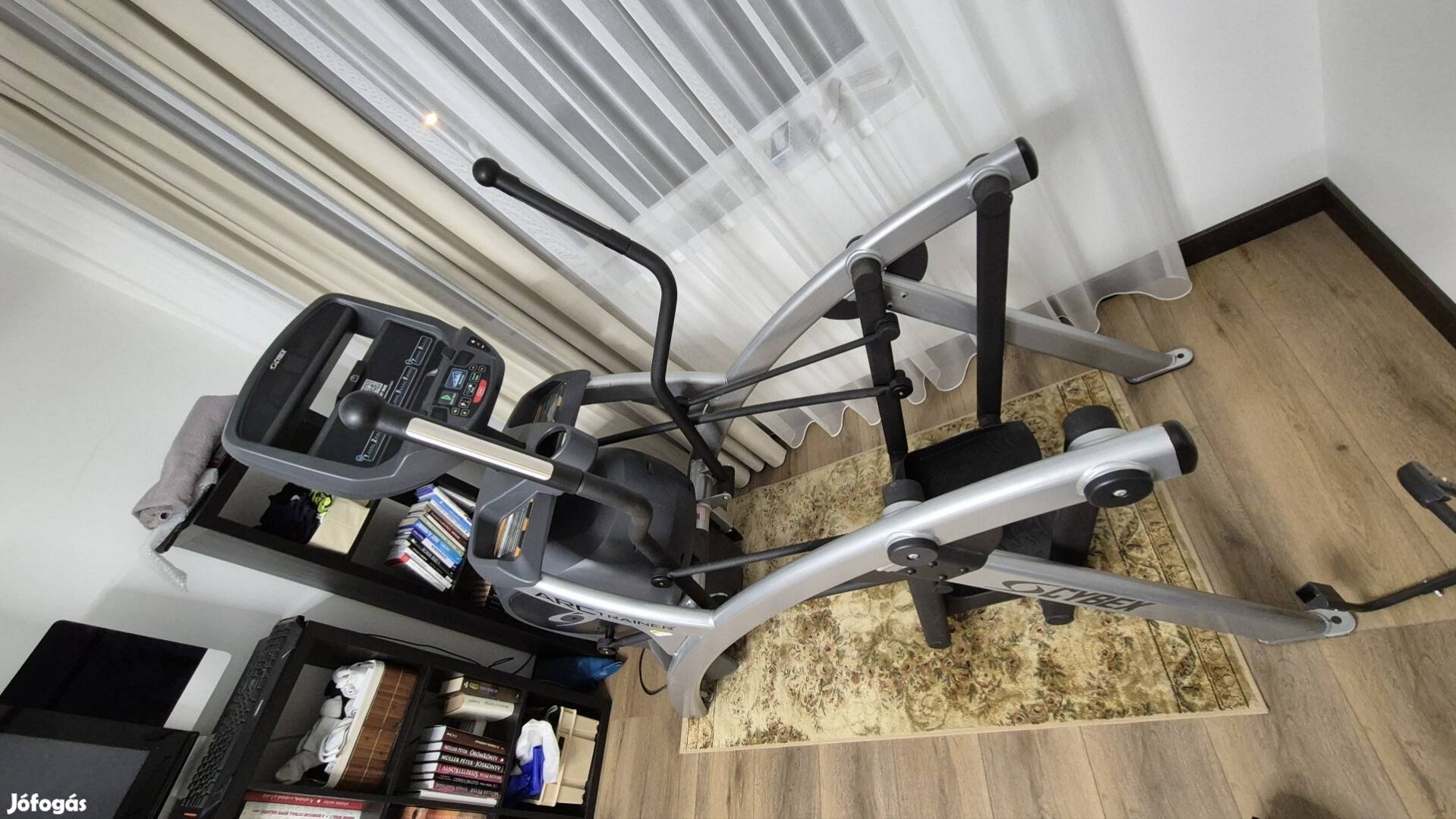 Cybex Arc Trainer 525AT elliptikus tréner