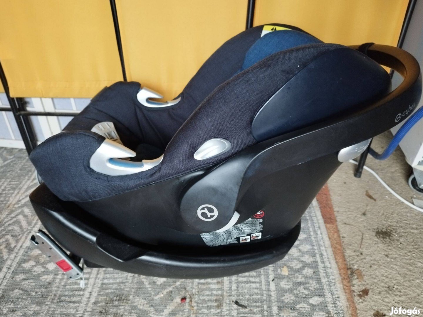 Cybex Aton Q Plus baba hordozó Isofix talppal