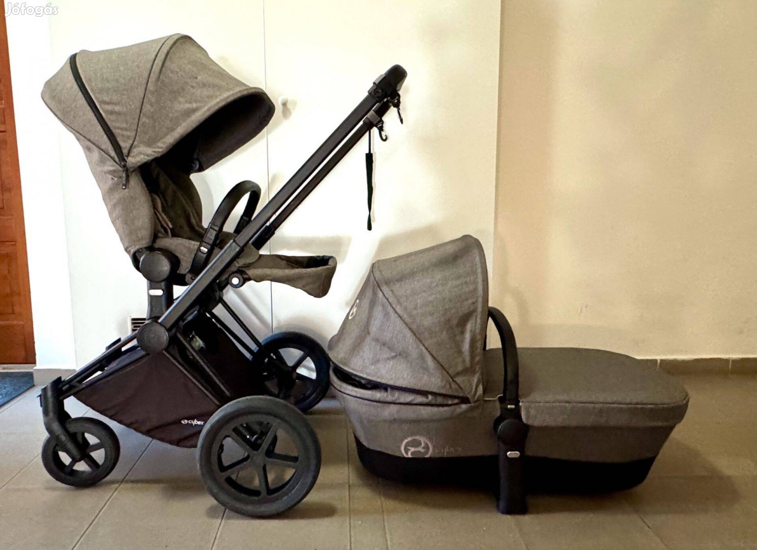 Cybex Priam Platinum All terrain babakocsi ülés + mózes