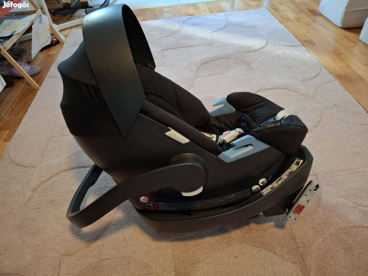 Cybex autóshordozó + Isofix talp