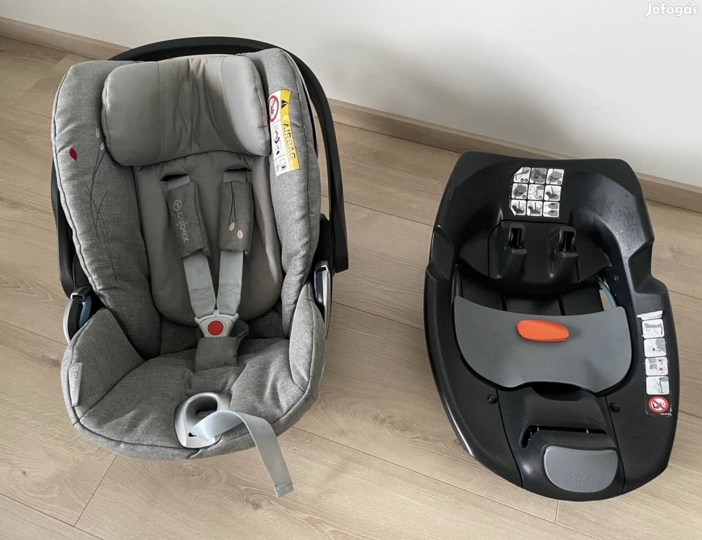 Cybex platinum babahordozó + bázistalp