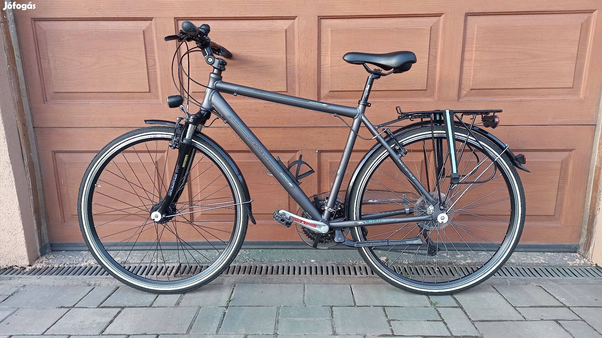 Cyco aluvázas 28"-os premium férfi trekking kerékpár