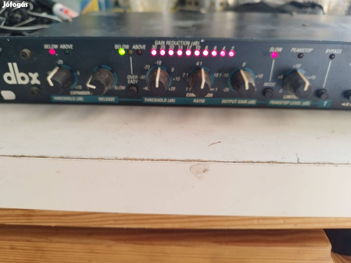 DBX 166A kompresszor/limiter