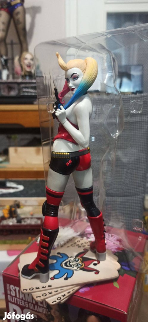 DC Gallery Eredeti!! Harley Quinn figura 23cm