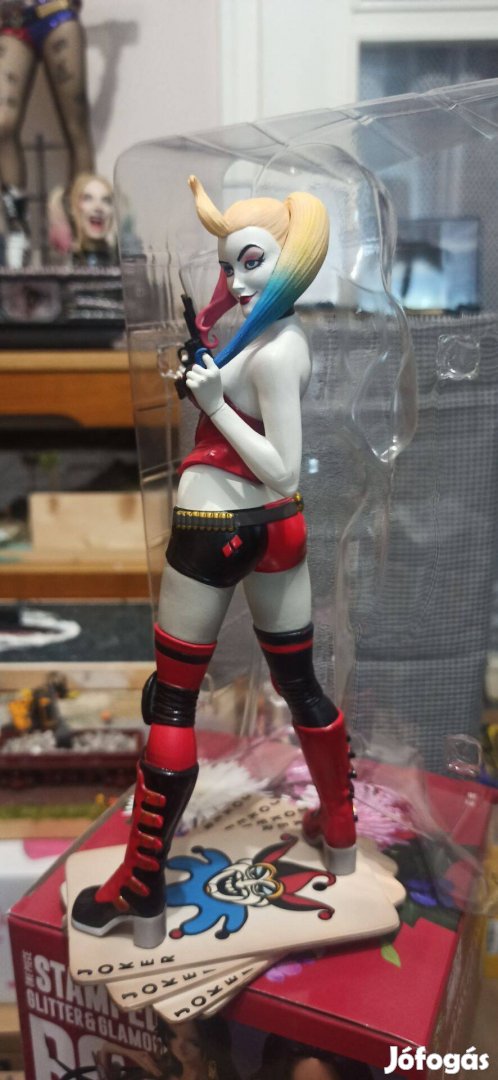 DC Gallery Eredeti!! Harley Quinn figura 23cm, eladó.Új!