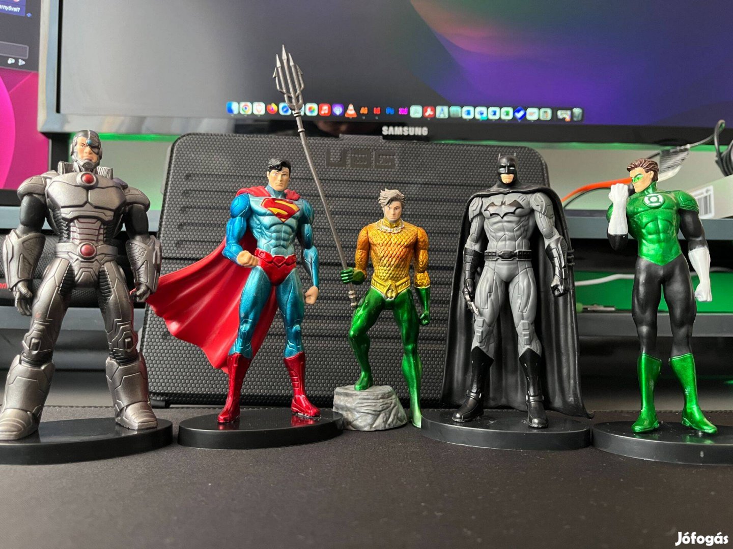 DC Justice League szuperhős figurák