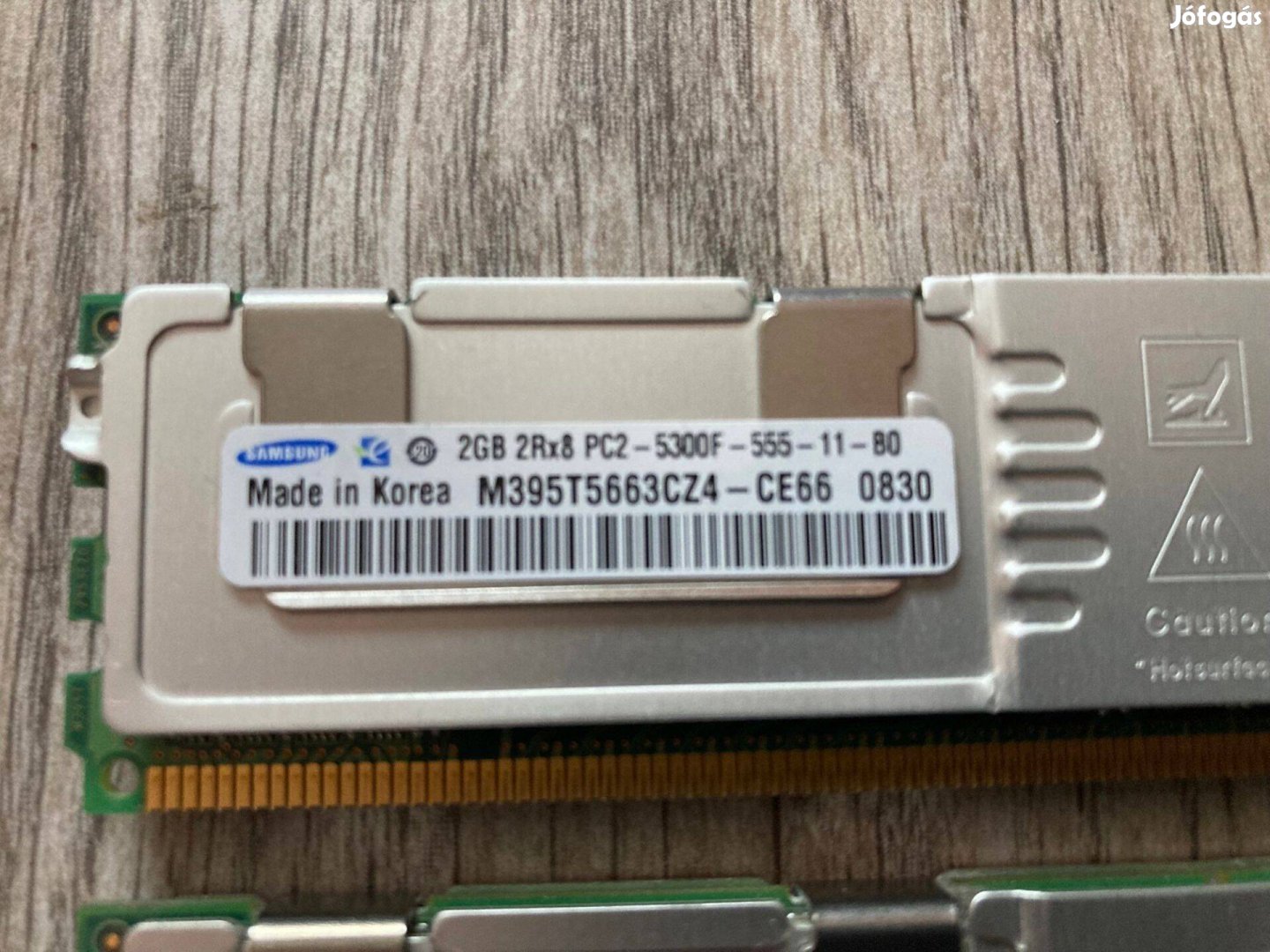 DDR2 PC2-5300F 667Mhz memória 2GB eladó