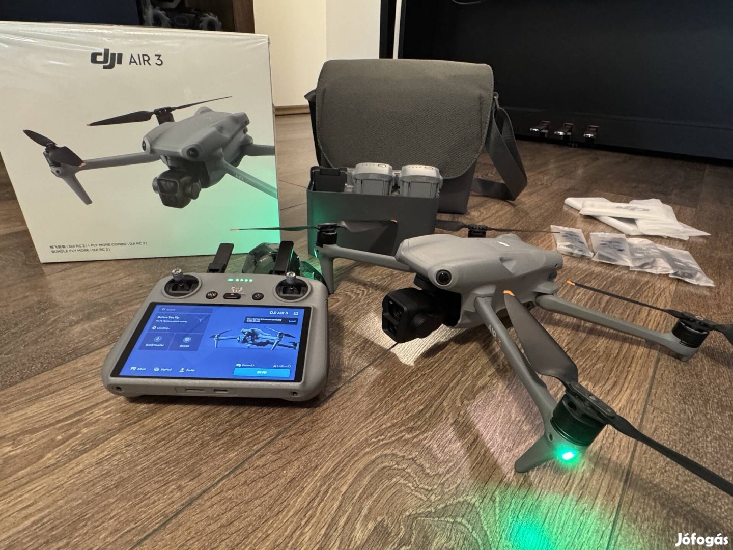 DJI Air 3 Fly More Combo RC 2