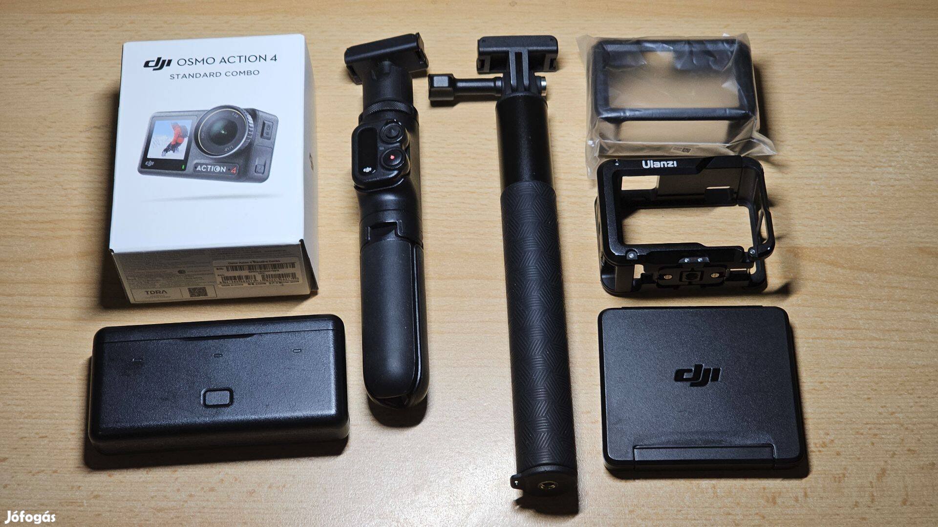 DJI Osmo Action 4 akciókamera + tartozékok