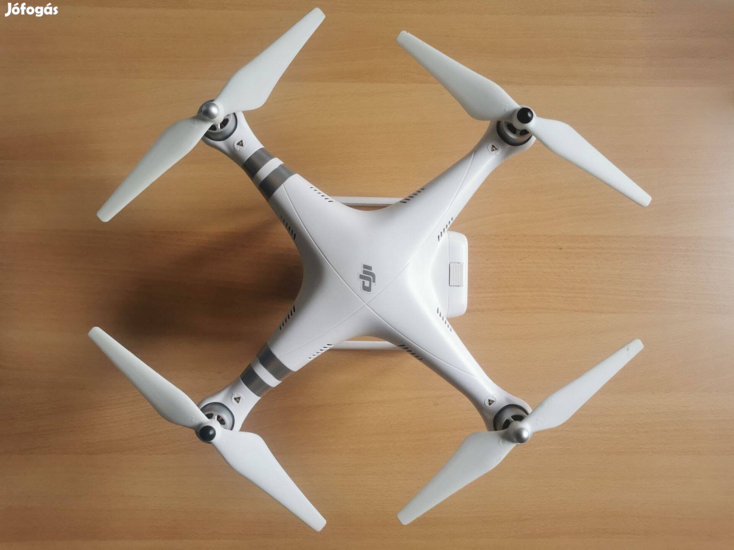 DJI Phantom 3 Advanced drón sok tartozékkal