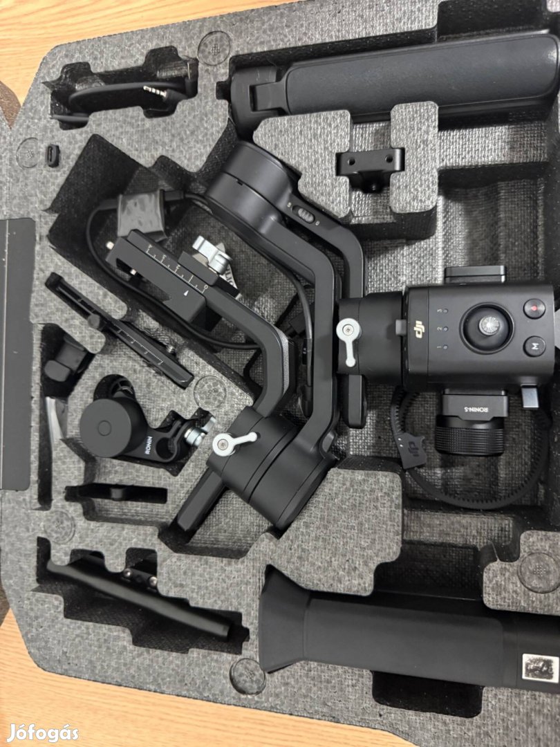 DJI Ronin SC stabilizátor focus motorral 2db akkumlátorral