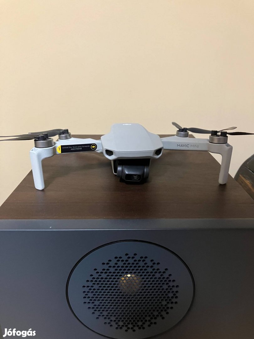 DJI mini, 2 db akksival