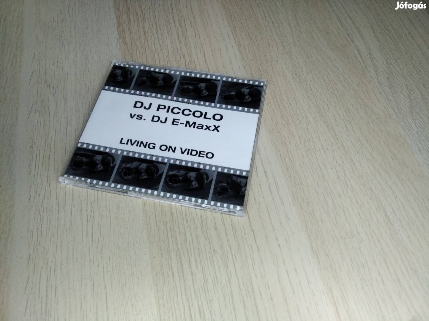 DJ Piccolo Vs. DJ E-Maxx - Living On Video / Maxi CD