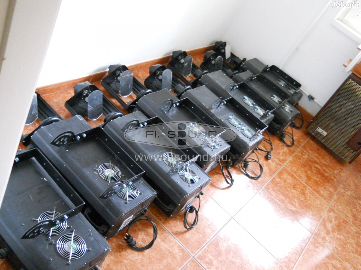 DJ Scanner HMI 575 DMX ,4db rendelhető belőle