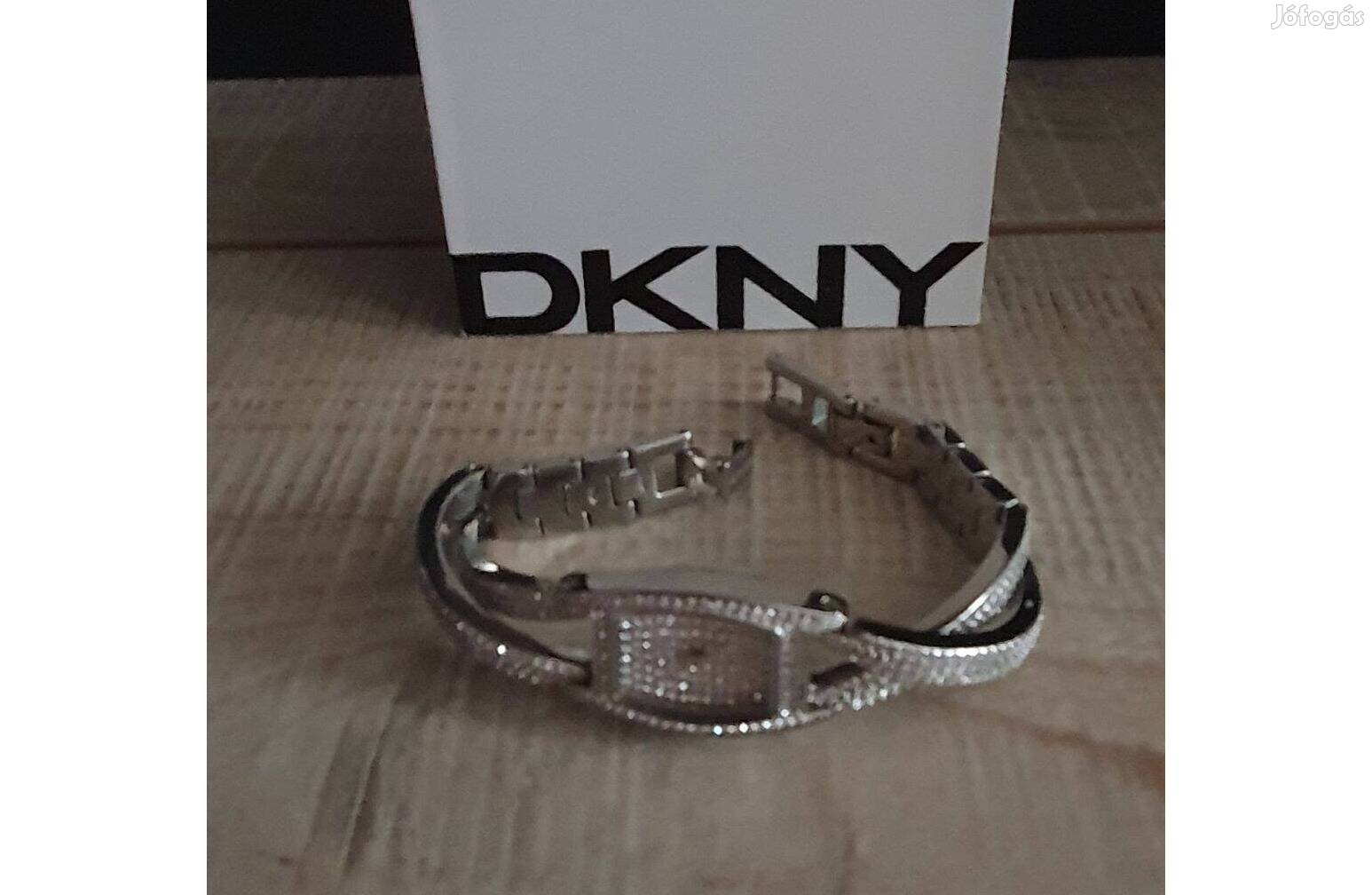 DKNY női karóra elaó